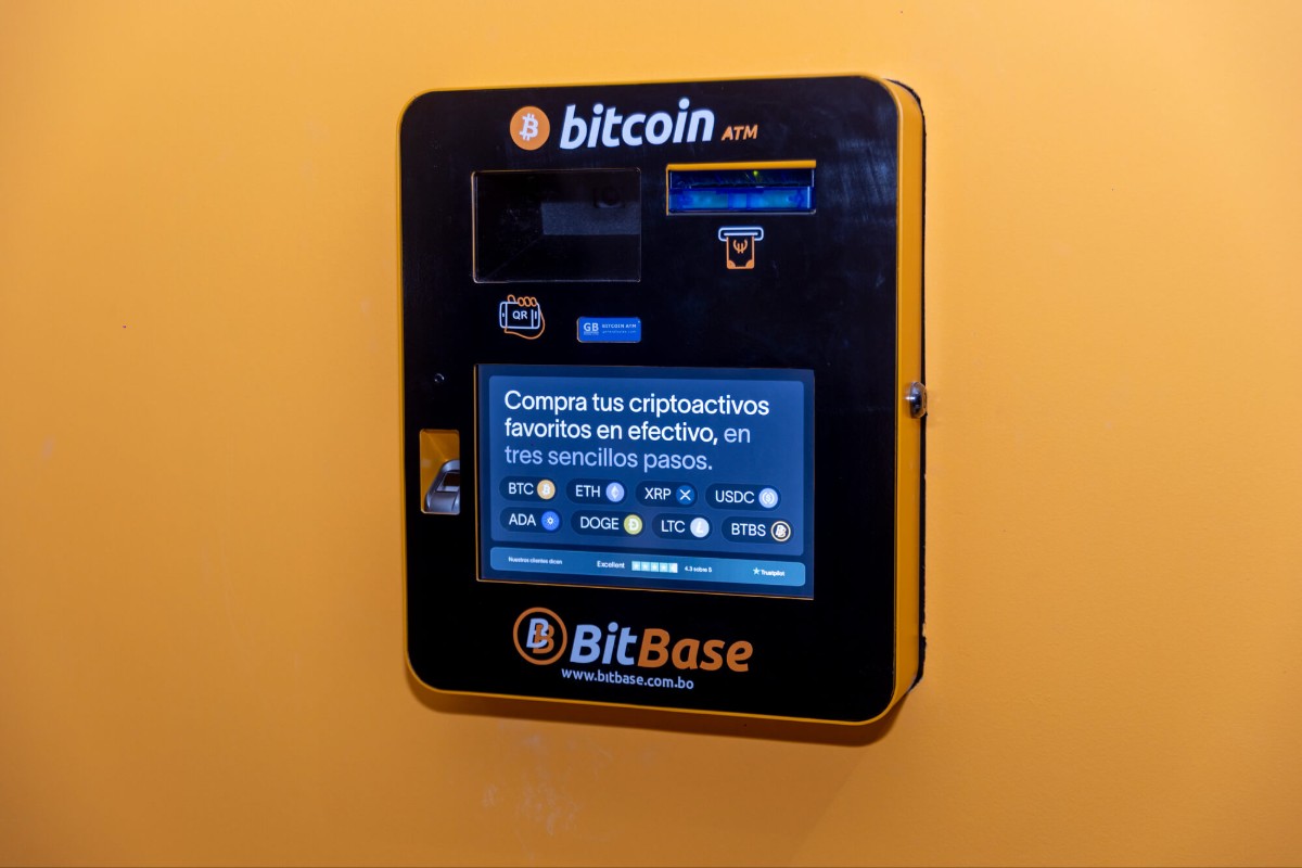 BitBase llega a Bolivia con su primer cajero automático de criptomonedas en  Santa Cruz de la Sierra - CriptoTendencia